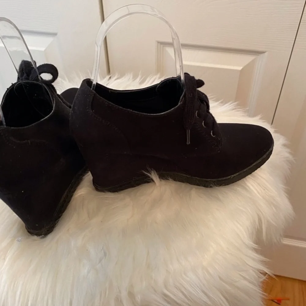 X-Appeal Black Wedge Ankle Boot Size 6